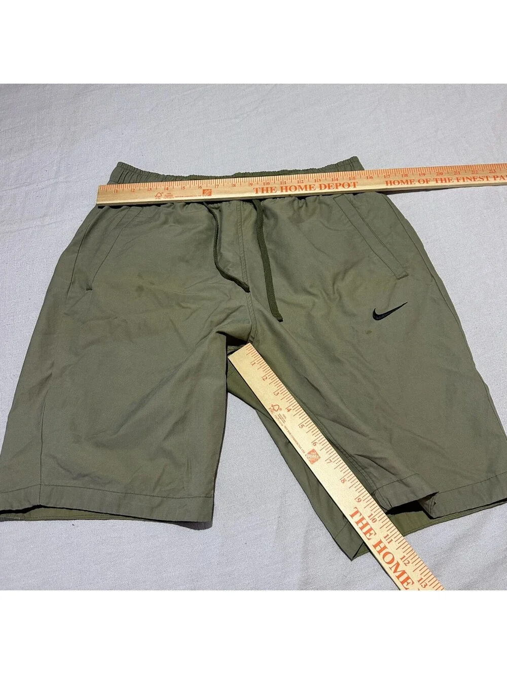 Nike Shorts Large L Olive Green Men Woven Drawstring Embroidered Casual